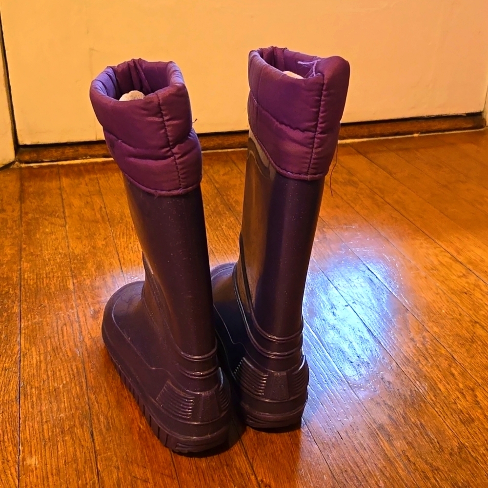 Boots - Picture 3 of 3